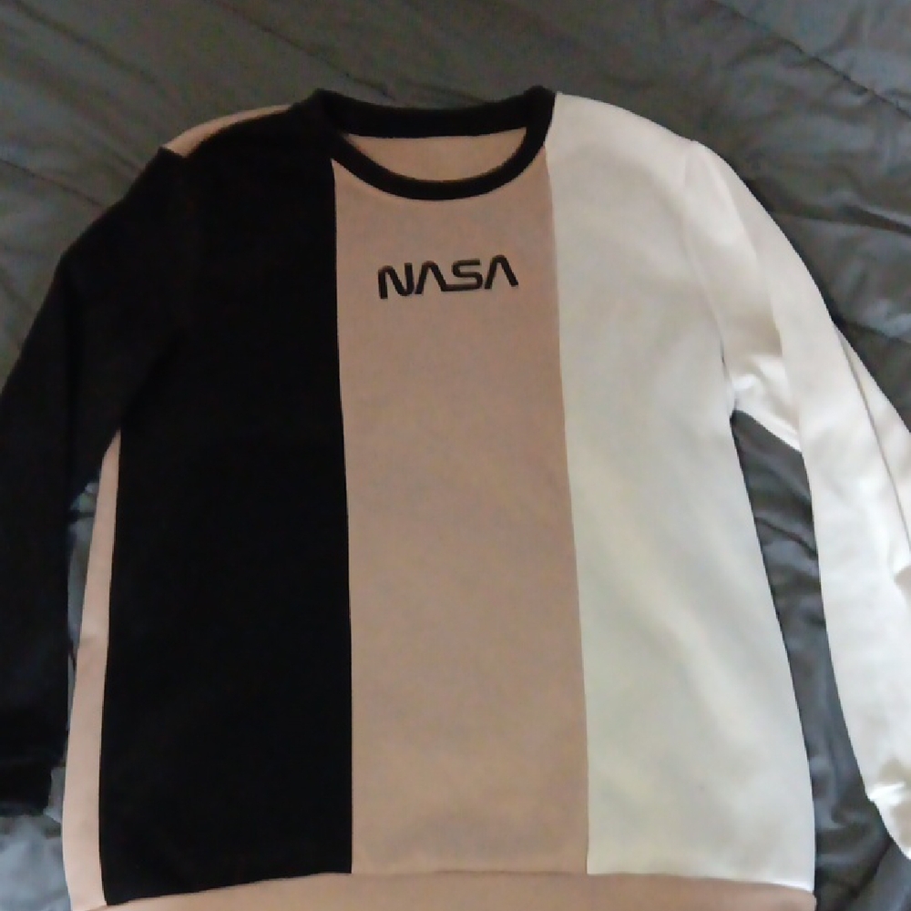 Colorblock Men's Sweater - Black, White, and Tan
